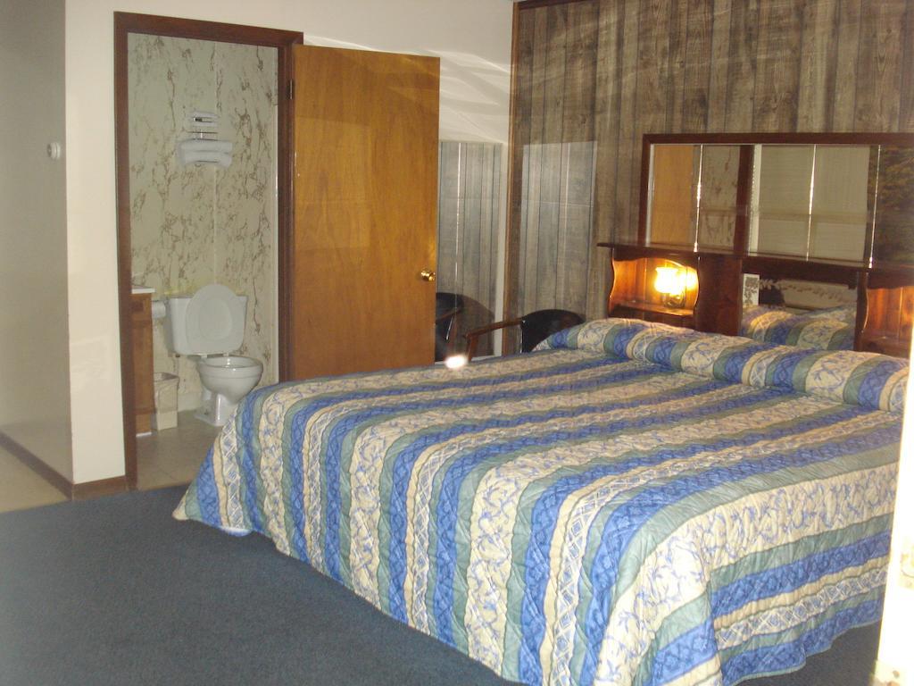 Cedar Grove Motel Altoona Zimmer foto