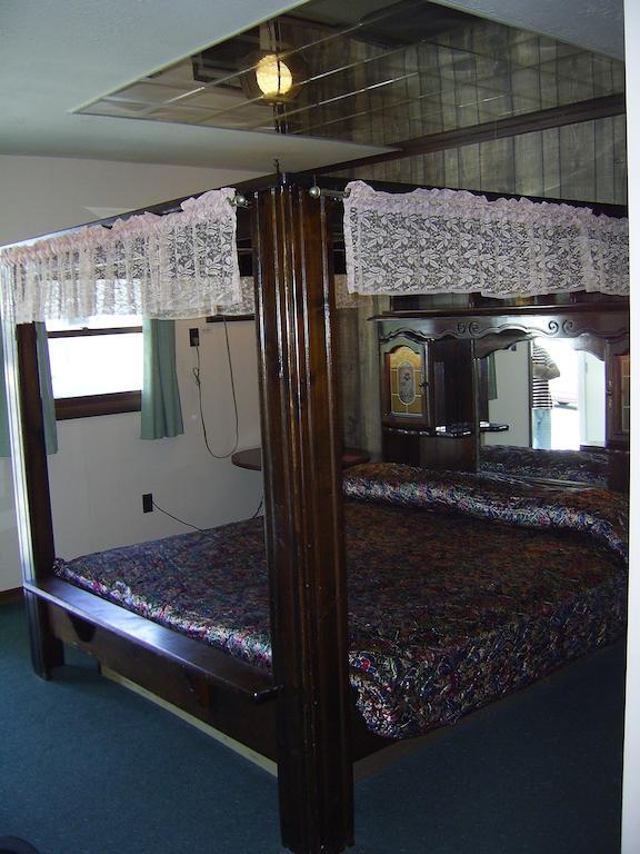 Cedar Grove Motel Altoona Zimmer foto