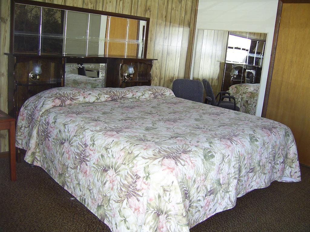 Cedar Grove Motel Altoona Zimmer foto